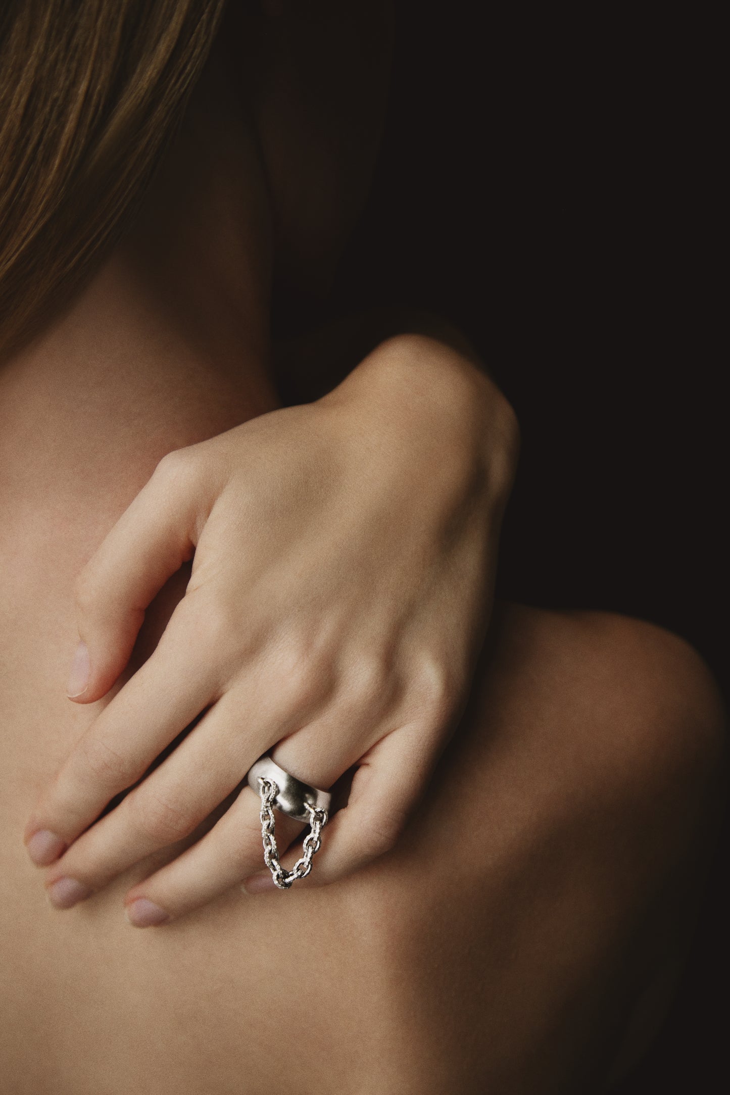 White Gold Matte Ring with Diamond Chain