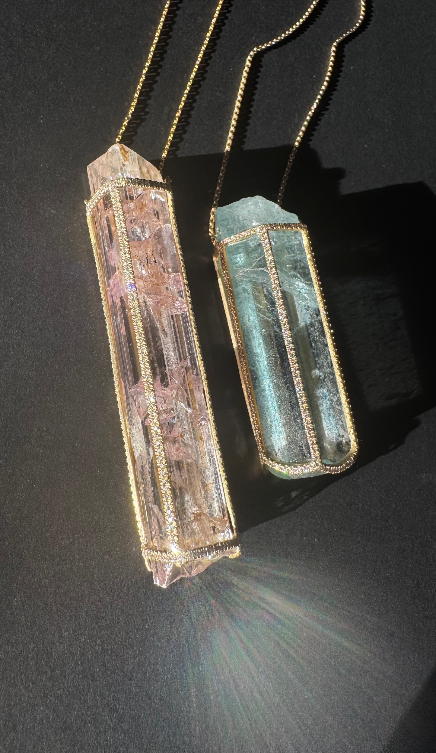 Fluorescent Helix Kunzite with DIamonds