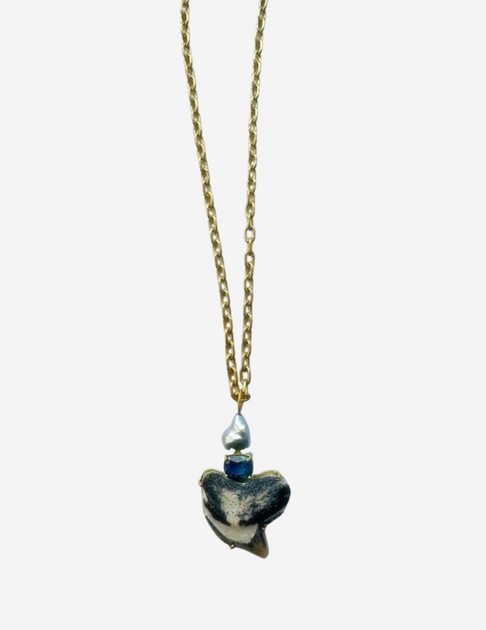 Handmade Link Chain with Tahitian Keshi Pearl, Sapphire and Shark Tooth