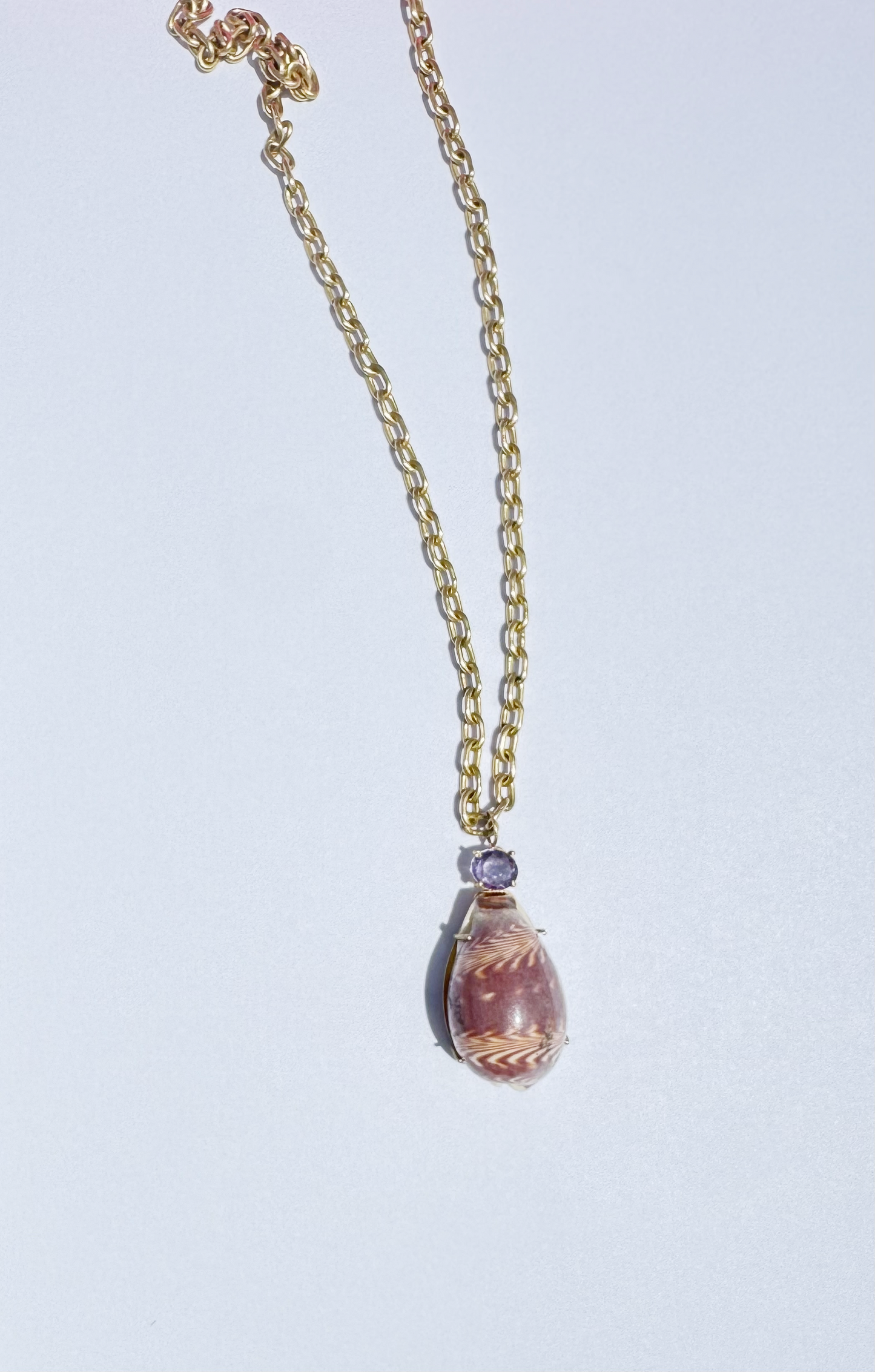 Shell with Spinel