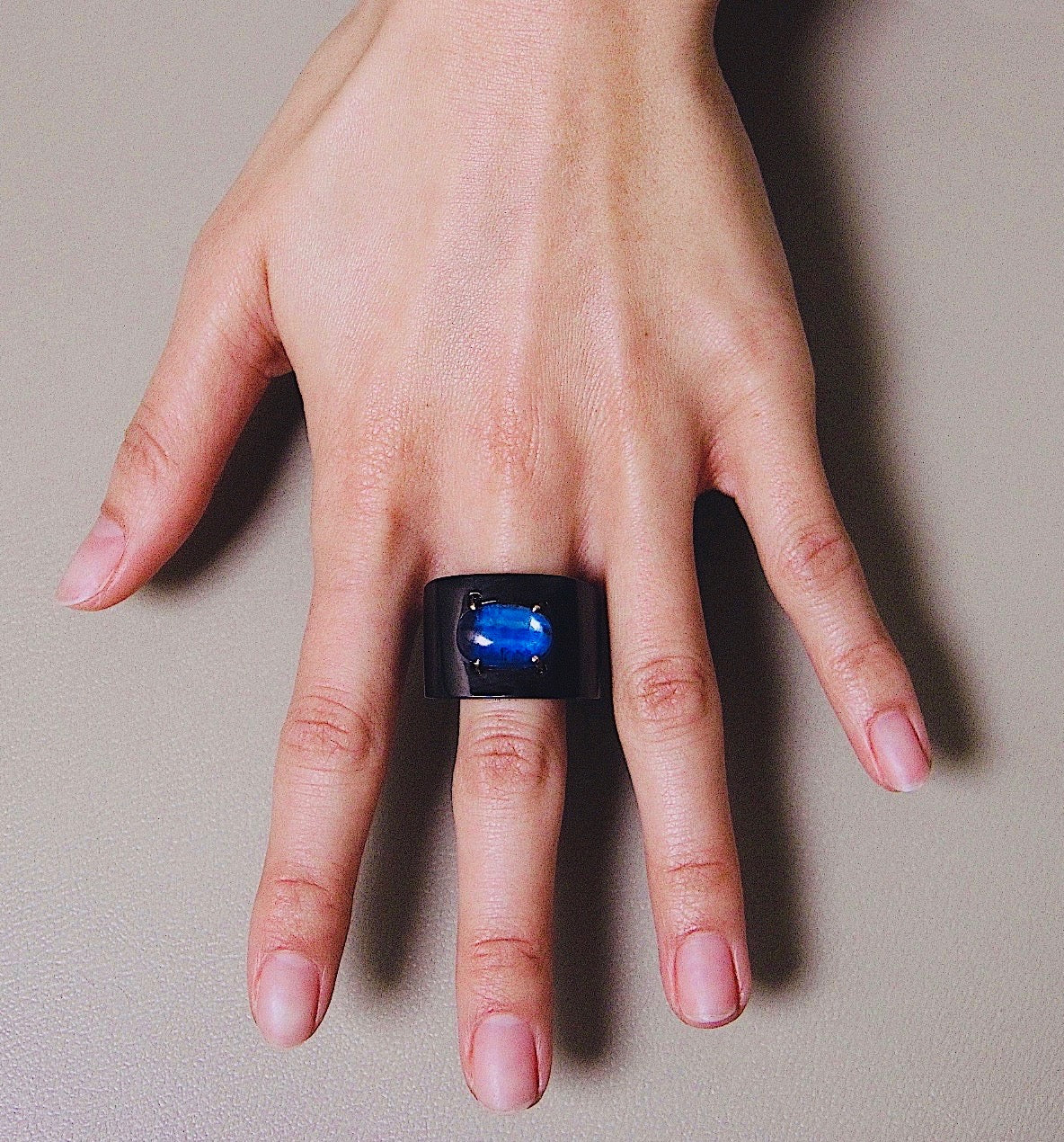 Black Onyx ring with Kyanite